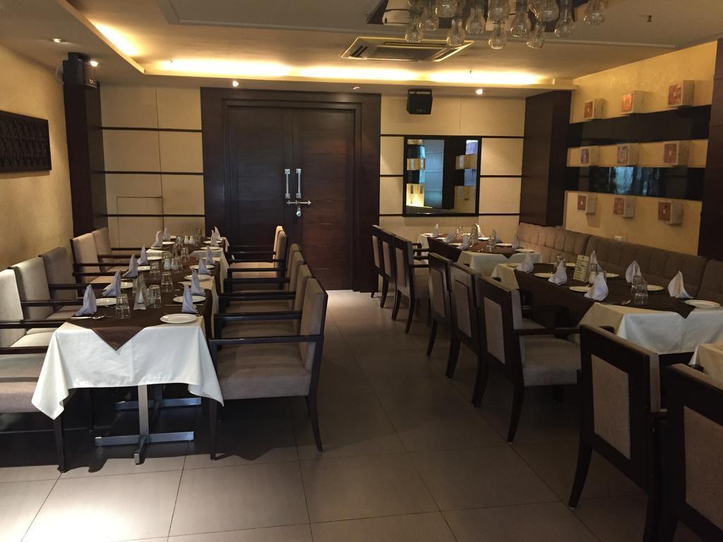 Hotel Caspia Pro Greater Noida Exterior foto