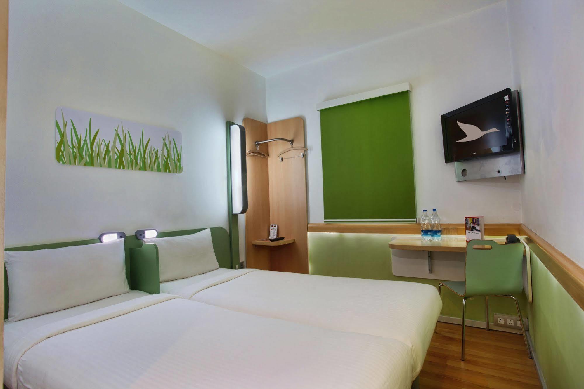 Hotel Caspia Pro Greater Noida Exterior foto